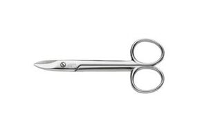 scissors in the treatment of fungus on the feet
