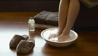 Fleet fungal treatment method