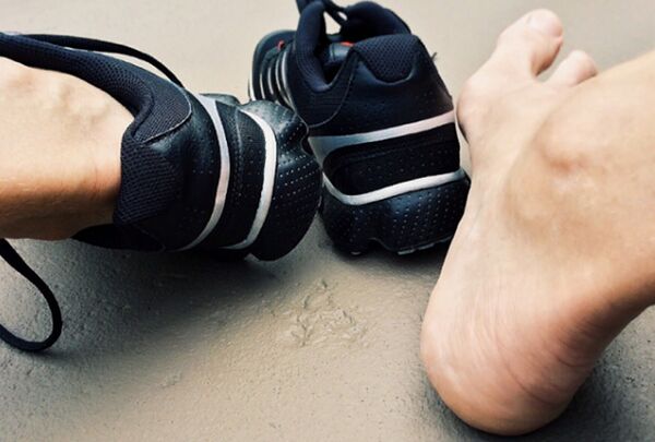 The cause of the appearance of foot mycosis