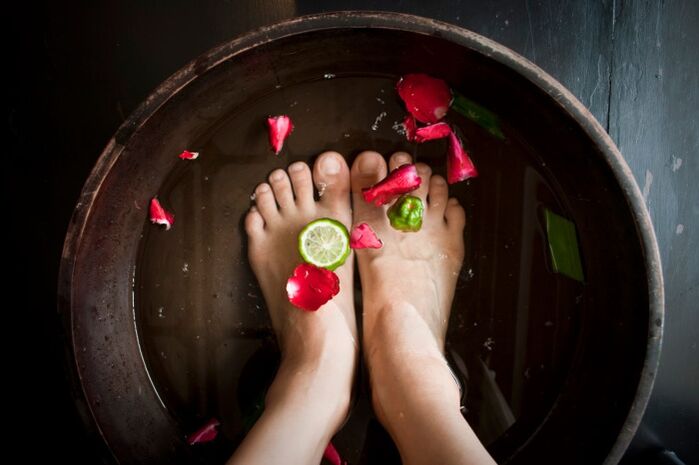 Foot bath for nail fungus