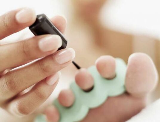 treat nails with nail polish for fungal infections