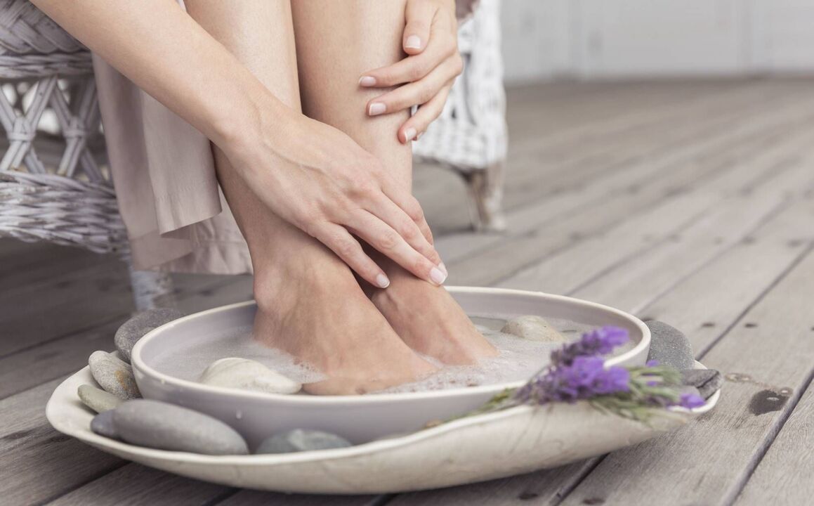 bath against nail fungus